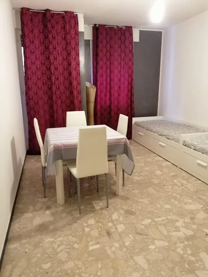 Casa 96F Apartman Velence 0*,
